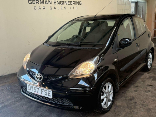 Toyota AYGO  1.0 VVT-i Black Euro 4 5dr