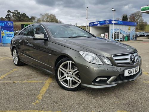 Mercedes-Benz E-Class E350 3.0 E350 CDI V6 BlueEfficiency Sport G-Tronic Euro 5 2dr