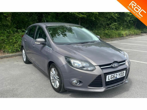 Ford Focus  1.0T EcoBoost Titanium Euro 5 (s/s) 5dr