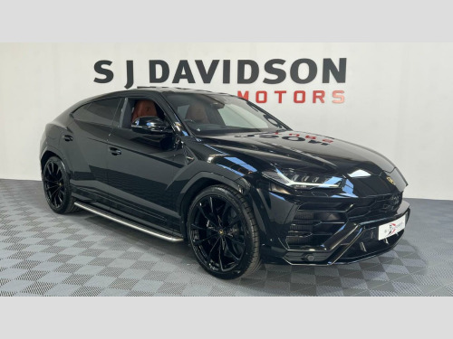 Lamborghini URUS V8 AUTO