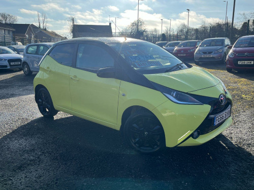 Toyota AYGO  1.0 VVT-i x-cite 3 Yellow Bi-Tone