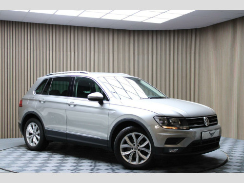 Volkswagen Tiguan  2.0 TDI SE Navigation DSG Euro 6 (s/s) 5dr
