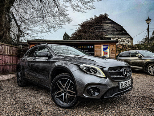 Mercedes-Benz GLA-Class GLA180 1.6 GLA180 Urban Edition 7G-DCT Euro 6 (s/s) 5dr