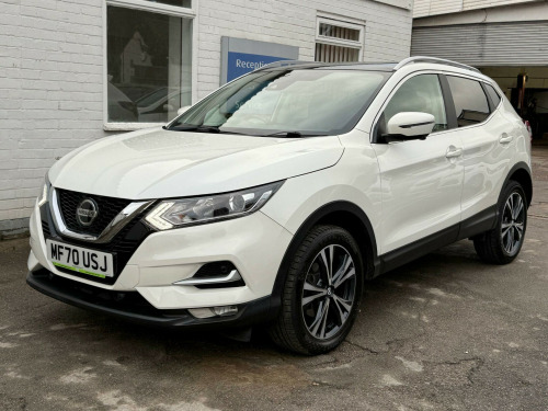 Nissan Qashqai  1.3 DIG-T N-Connecta Euro 6 (s/s) 5dr