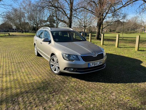 Skoda Superb  2.0 TDI Elegance Euro 5 (s/s) 5dr