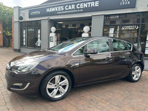 Vauxhall Astra  1.6 16v SRi Auto Euro 5 5dr