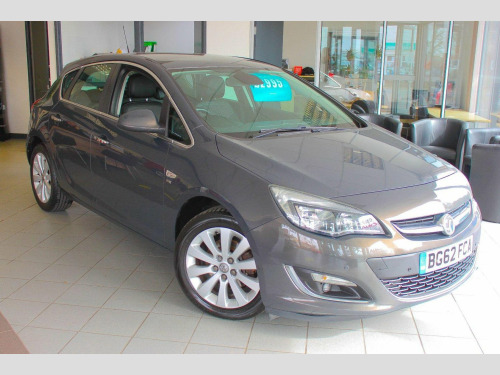 Vauxhall Astra  1.7 CDTi ecoFLEX SE Euro 5 (s/s) 5dr