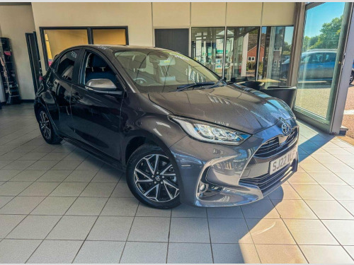 Toyota Yaris  1.5 VVT-h Design E-CVT Euro 6 (s/s) 5dr