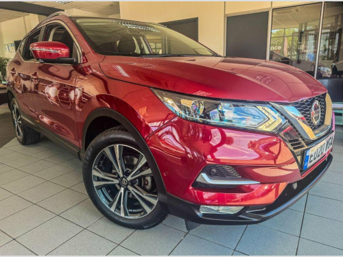 Nissan Qashqai  1.3 DIG-T N-Connecta Euro 6 (s/s) 5dr