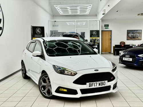 Ford Focus  2.0T EcoBoost ST-3 Euro 6 (s/s) 5dr