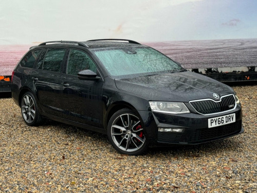 Skoda Octavia  2.0 TDI vRS Euro 6 (s/s) 5dr (SNav)