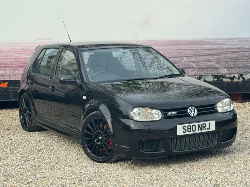 Volkswagen Golf 3.2 R32 5dr