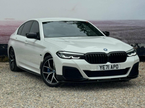 BMW 5 Series  3.0 545e 12kWh M Sport Steptronic xDrive Euro 6 (s/s) 4dr