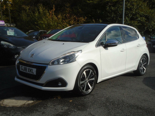 Peugeot 208  1.2 PureTech Allure Premium Euro 6 (s/s) 5dr