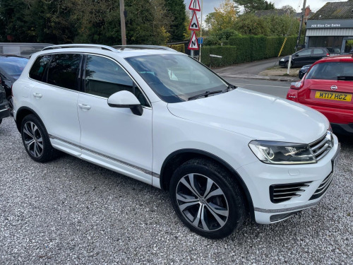 Volkswagen Touareg  3.0 TDI V6 BlueMotion Tech R-Line Tiptronic 4WD Euro 6 (s/s) 5dr