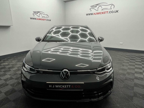 Volkswagen Golf  1.5 eTSI MHEV R-Line DSG Euro 6 (s/s) 5dr