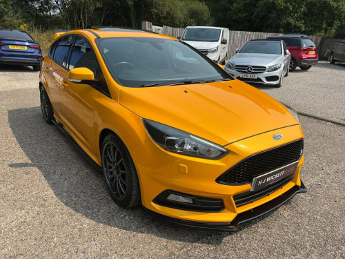 Ford Focus  2.0T EcoBoost ST-3 Euro 6 (s/s) 5dr