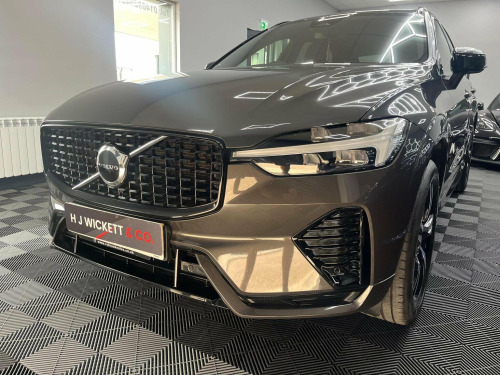 Volvo XC60  2.0 B5 MHEV R-Design Auto Euro 6 (s/s) 5dr