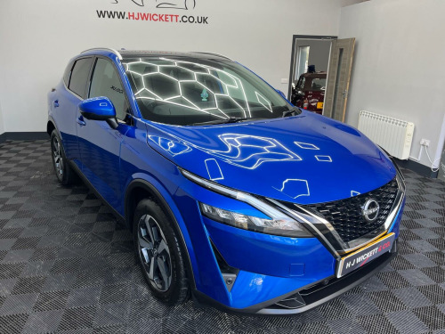 Nissan Qashqai  1.3 DIG-T MHEV N-Connecta XTRON Euro 6 (s/s) 5dr 