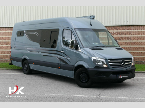 Mercedes-Benz Sprinter  3.0 319 CDi RWD L1 4dr