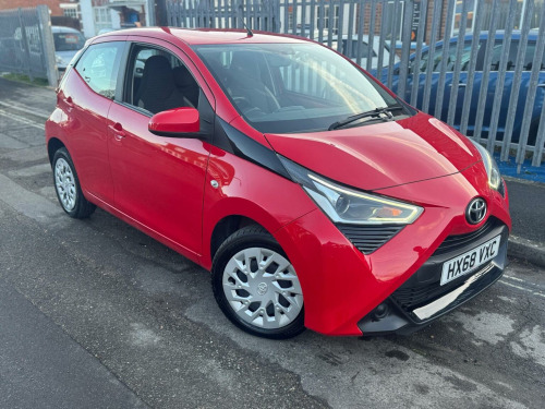 Toyota AYGO  1.0 VVT-i x-play Euro 6 5dr 