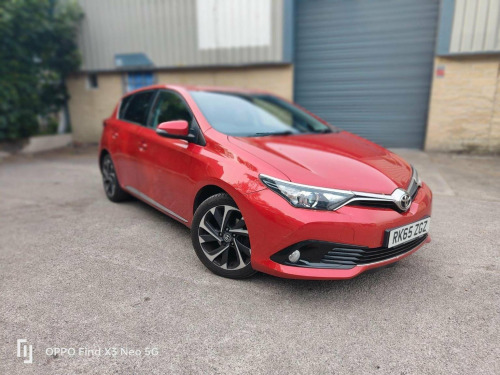 Toyota Auris  1.2 VVT-i Design Euro 6 (s/s) 5dr