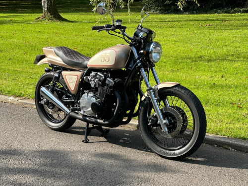 Suzuki GS750  