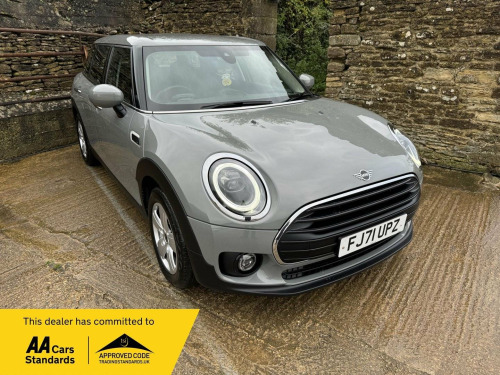 MINI Clubman  1.5 Cooper Classic Steptronic Euro 6 (s/s) 6dr