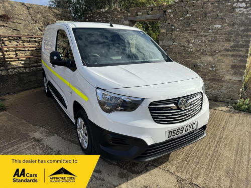 Vauxhall Combo  1.5 Turbo D 2000 Edition L1 H1 Euro 6 (s/s) 4dr