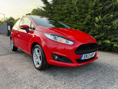 Ford Fiesta  1.0T EcoBoost Zetec Euro 5 (s/s) 3dr