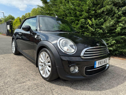 MINI Convertible  2.0 Cooper D Auto Euro 5 2dr