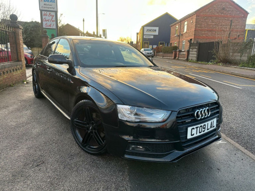 Audi A4  2.0 TDI Black Edition quattro Euro 5 (s/s) 4dr 