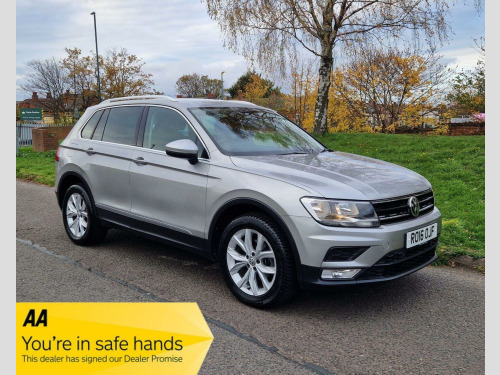 Volkswagen Tiguan  2.0 TDI BlueMotion Tech SE Navigation DSG 4Motion Euro 6 (s/s) 5dr