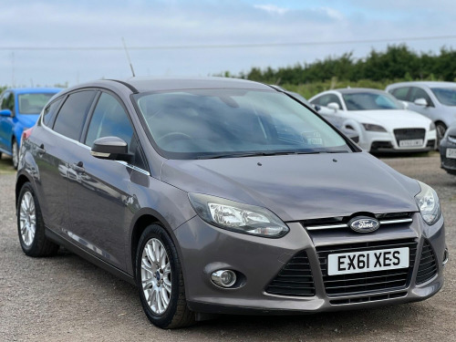 Ford Focus  1.6 TDCi Titanium Euro 5 (s/s) 5dr