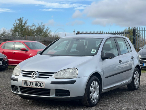 Volkswagen Golf  1.4 S 5dr