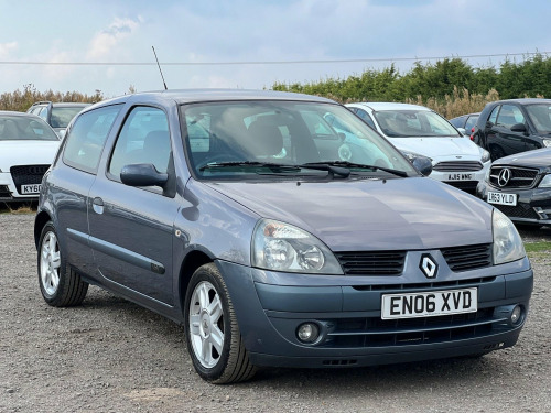 Renault Clio  1.2 Campus Sport 3dr