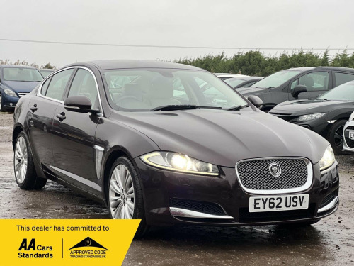 Jaguar XF  3.0d V6 Portfolio Auto Euro 5 (s/s) 4dr