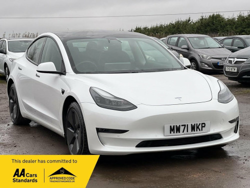 Tesla Model 3  (Dual Motor) Long Range Auto 4WDE 4dr