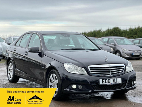 Mercedes-Benz C-Class C180 1.8 C180 BlueEfficiency SE Edition 125 G-Tronic+ Euro 5 (s/s) 4dr