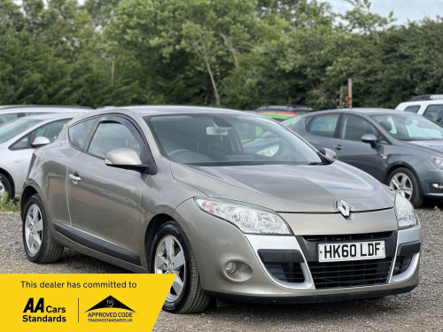 Renault Megane  1.6 16V Dynamique TomTom Euro 5 3dr