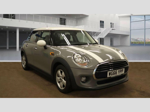 MINI Hatch  1.5 Cooper Euro 6 (s/s) 5dr