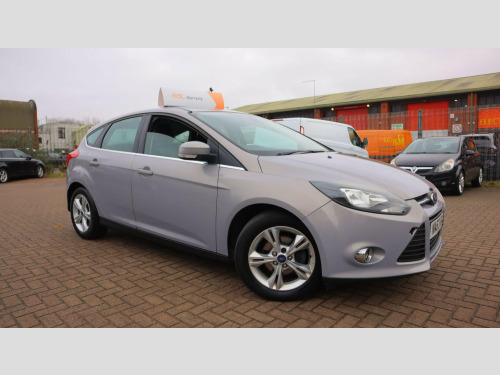 Ford Focus  1.6 Zetec Euro 5 5dr