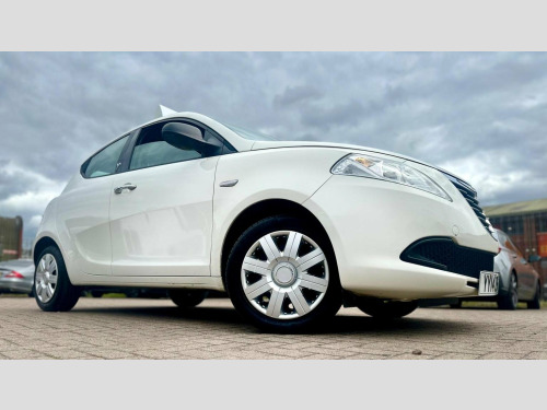 Chrysler Ypsilon  1.2 S Euro 5 (s/s) 5dr