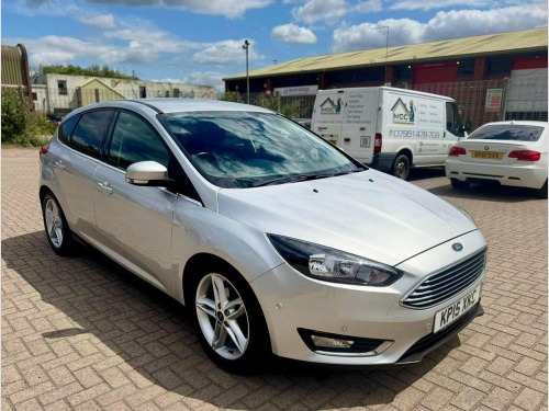 Ford Focus  1.0T EcoBoost Titanium Euro 6 (s/s) 5dr