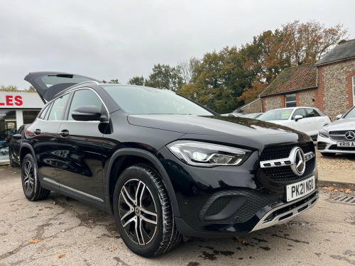 Mercedes-Benz GLA-Class  2.0 GLA200d Sport (Executive) 8G-DCT Euro 6 (s/s) 5dr