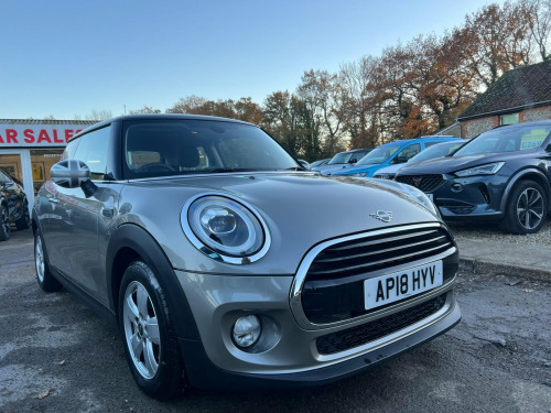 MINI Hatch  1.5 Cooper Euro 6 (s/s) 3dr