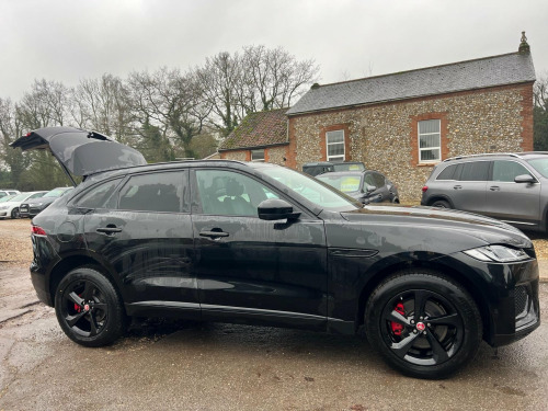 Jaguar F-PACE  2.0 D200 MHEV R-Dynamic S Auto AWD Euro 6 (s/s) 5dr