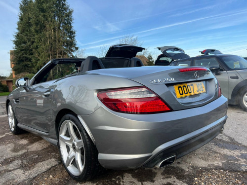 Mercedes-Benz SLK SLK250 1.8 SLK250 BlueEfficiency AMG Sport G-Tronic+ Euro 5 (s/s) 2dr