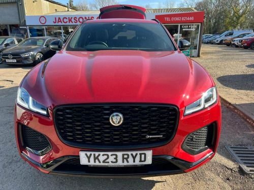 Jaguar F-PACE  2.0 D200 MHEV R-Dynamic SE Black Auto AWD Euro 6 (s/s) 5dr