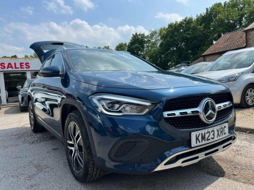 Mercedes-Benz GLA-Class GLA200 1.3 GLA200 Sport (Executive) 7G-DCT Euro 6 (s/s) 5dr